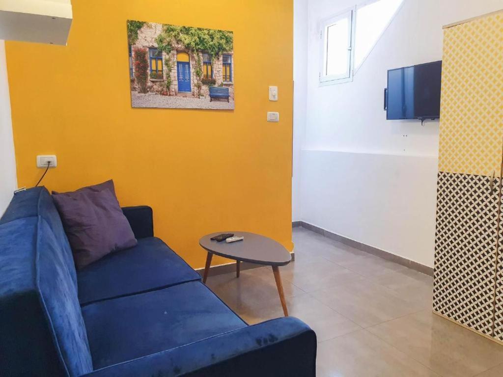 Apartment Levinsky Market Underground